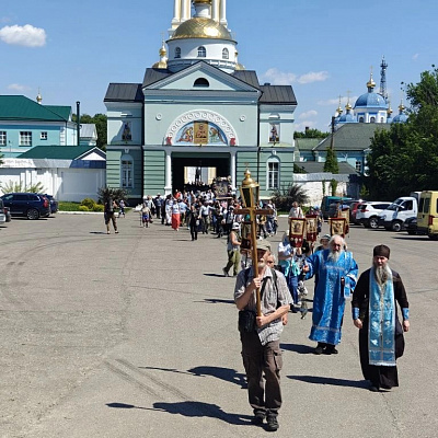 В Нижегородской епархии начался традиционный крестный ход с Владимирской Оранской иконой Божией Матери