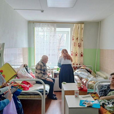 Волонтерский отряд «Белый парус» Семеновской православной гимназии посетил ГБУ "Семеновский дом-интернат для престарелых и инвалидов"