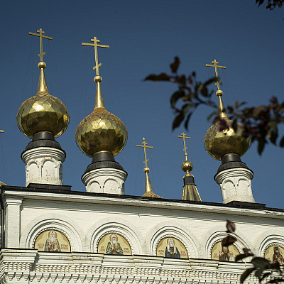 В день отдания праздника Пасхи епископ Городецкий и Ветлужский Парамон совершил Божественную литургию в Городецком Феодоровском мужском монастыре