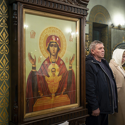 В канун Недели 21-й по Пятидесятнице епископ Городецкий и Ветлужский Парамон совершил Всенощное бдение в Городецком Феодоровском мужском монастыре