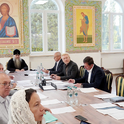 Управляющий Нижегородской епархией провел совещание о переустройстве инженерных сетей Свято-Троицкого Серафимо-Дивеевского монастыря