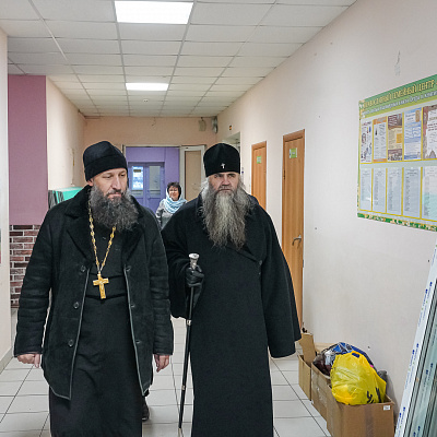 Митрополит Георгий посетил православный семейный центр «Ковчег» в Молитовском благочинии