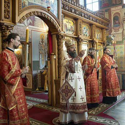 В престольный праздник Городецкого Феодоровского мужского монастыря епископ Городецкий и Ветлужский Парамон совершил Божественную литургию