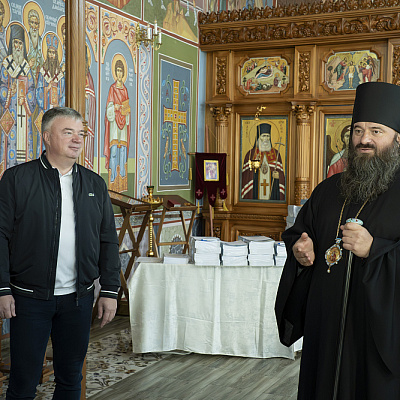 Торжественная церемония передачи учебников «Основы православной культуры» светским школам состоялась в Городецкой епархии