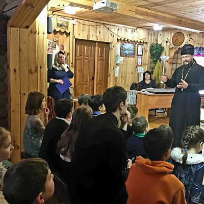 15 ЯНВАРЯ В ВОСКРЕСНОЙ ШКОЛЕ ИМЕНИ ПРП. ВАРНАВЫ ВЕТЛУЖСКОГО г, ВЕТЛУГА состоялась Рождественская ёлка