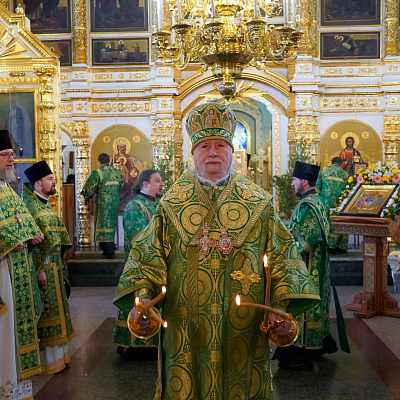 В день Святого Духа в Троицком храме Нижегородского благочиния совершено архиерейское богослужение