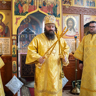 В Неделю 5-ю по Пасхе епископ Городецкий и Ветлужский Парамон совершил Божественную литургию в храме иконы Божией Матери «Всем скорбящим Радость» с. Сёмино