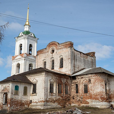 Епископ Городецкий и Ветлужский Парамон совершил Литургию Преждеосвященных Даров в Архиерейском подворье Собора Святой Живоначальной Троицы с. Белбаж
