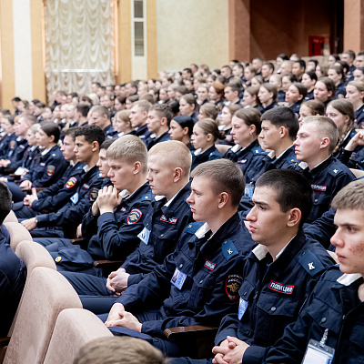 Управляющий Нижегородской епархией встретился с курсантами Нижегородской академии МВД России