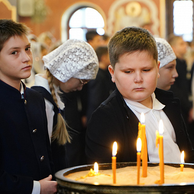 Митрополит Георгий совершил Божественную литургию в Феодоровском храме Нижнего Новгорода