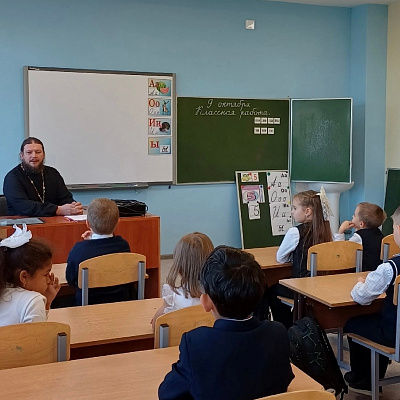 Помощник благочинного Дивеевского округа провел духовную беседу со школьниками