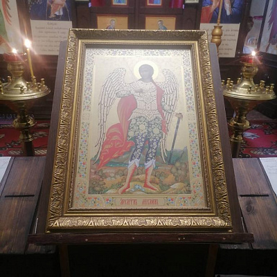 Освящение крестов и куполов в строящемся храме в честь Святого Духа в посёлке Тарасиха