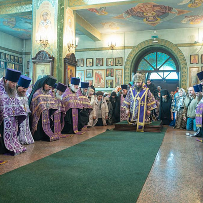 В престольный праздник Городецкого Феодоровского мужского монастыря епископ Городецкий и Ветлужский Парамон совершил Литургию Преждеосвященных Даров