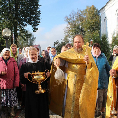 Праздничная литургия в день перенесения мощей святого благоверного великого князя Александра Невского в Семенове