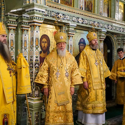27.11.2021 - Сонм архиереев Нижегородской митрополии совершил Божественную литургию в Городецком Феодоровском монастыре