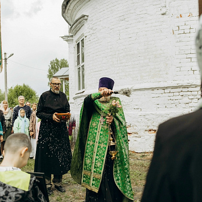 Храм Пресвятой Живоначальной Троицы в д. Медведево Семеновского округа отметил свой престольный праздник