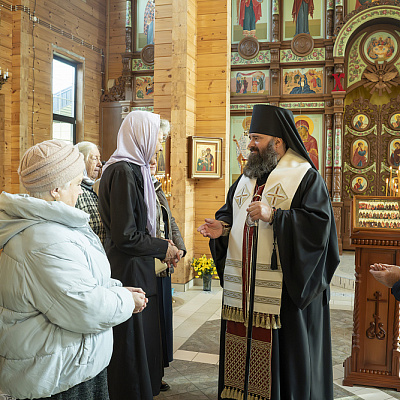 Епископ Городецкий и Ветлужский Парамон совершил Божественную литургию в храме святителя Николая Чудотворца в Городце