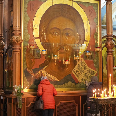 В Александро-Невском кафедральном соборе отметили престольный праздник