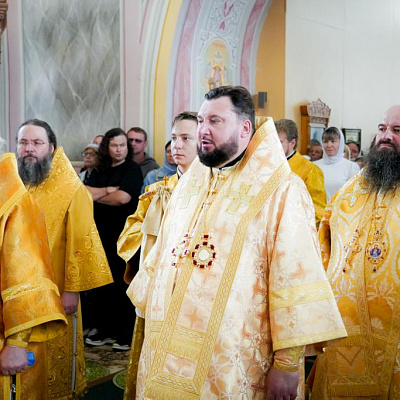 Епископ Городецкий и Ветлужский Парамон сослужил Главе Нижегородской митрополии в храме Успения Пресвятой Богородицы села Суворово Дивеевского муниципального округа