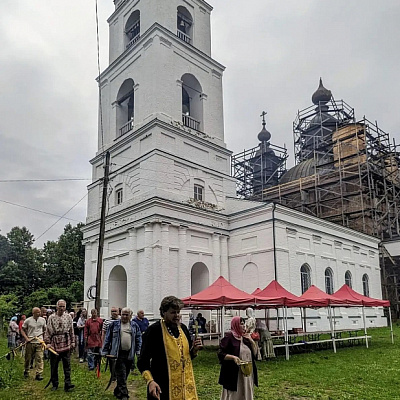 В Казанском храме села Богородское Воскресенского благочиния состоялись торжества в честь престольных праздников
