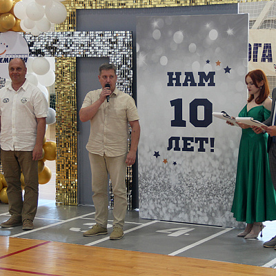 Помощнику благочинного Арзамасского районного округа вручен памятный знак «Золотой чемпион»