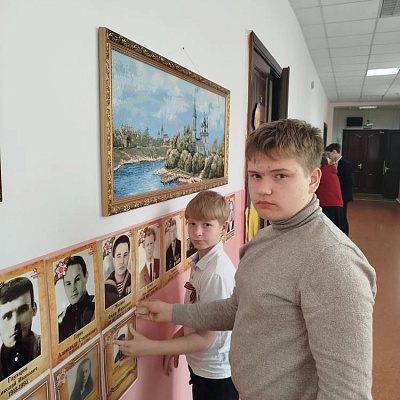 Семёновская православная гимназия присоединилась к Всероссийской акции "Бессмертный полк"