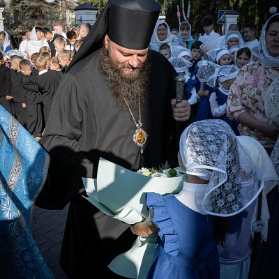 В престольный праздник Городецкого Феодоровского мужского монастыря епископ Городецкий и Ветлужский Парамон совершил Божественную литургию