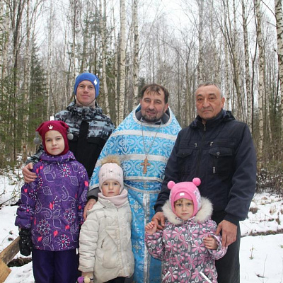 Крестный ход в праздник Казанской иконы Божией Матери в селе Светлое