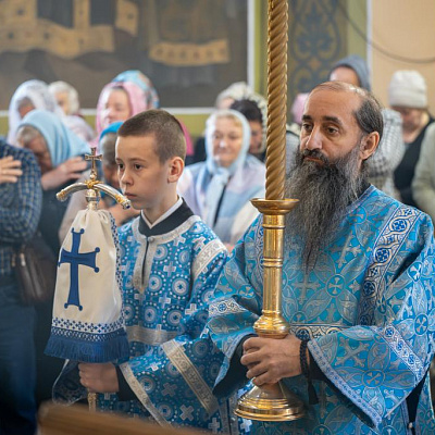 В престольный праздник Городецкого кафедрального собора Покрова Пресвятой Богородицы епископ Городецкий и Ветлужский Парамон совершил Божественную литургию