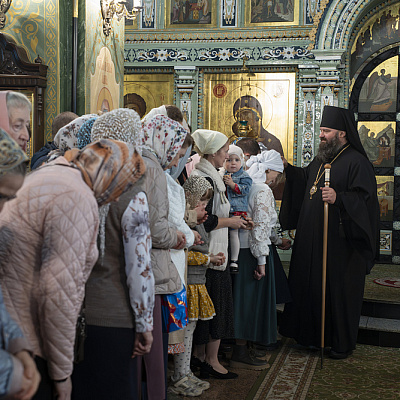 В день памяти святителей Московских епископ Городецкий и Ветлужский Парамон совершил Божественную литургию в Городецком Феодоровском мужском монастыре