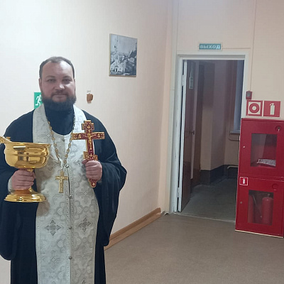Помощник благочинного Нагорного округа освятил помещения военкомата центральных районов Нижнего Новгорода