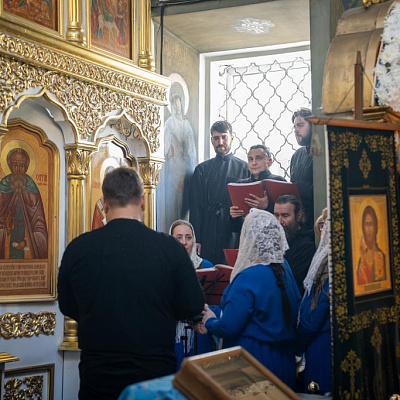 В престольный праздник Городецкого кафедрального собора Покрова Пресвятой Богородицы епископ Городецкий и Ветлужский Парамон совершил Божественную литургию