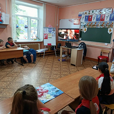Помощник благочинного Ковернинского округа провела познавательную беседу с ребятами из летнего лагеря 