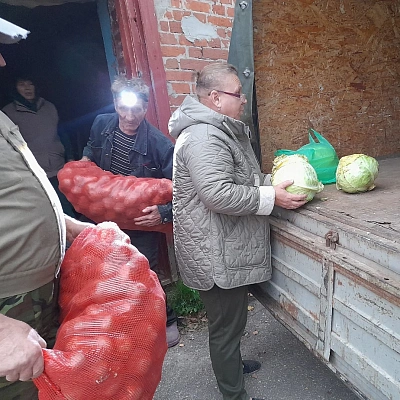 Приход храма в честь Рождества Пресвятой Богородицы села Хохлома направил гуманитарную помощь для нужд СВО