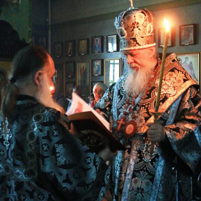 Епископ Городецкий и Ветлужский Августин совершил Литургию Преждеосвящённых Даров в кафедральном соборе иконы Божией Матери Феодоровская