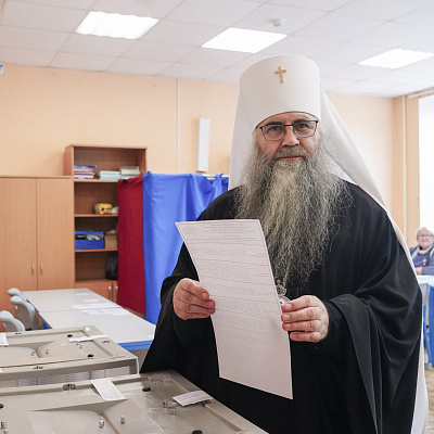 Митрополит Георгий принял участие в голосовании на выборах депутатов Госдумы РФ и Законодательного собрания Нижегородской области