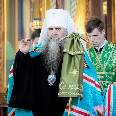 Митрополит Георгий совершил всенощное бдение в Свято-Троицком Макарьевском Желтоводском монастыре