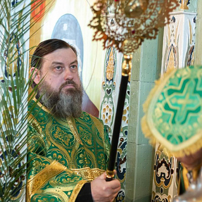 В праздник Входа Господня в Иерусалим епископ Городецкий и Ветлужский Августин совершил Божественную литургию в Городце