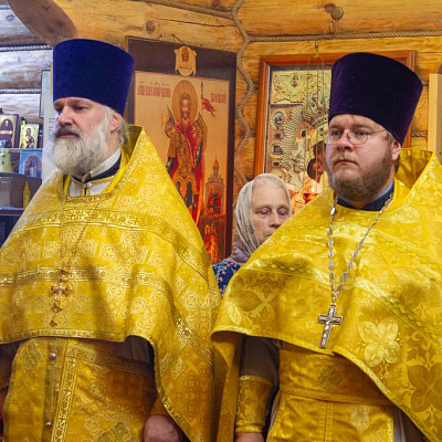 В Неделю 19-ю по Пятидесятнице, епископ Городецкий и Ветлужский Парамон совершил Божественную литургию в храме мучениц Веры, Надежды, Любови и Софии п. Буревестник