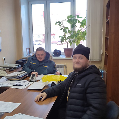 Клирик Дивеевского благочиния посетил 136-ю пожарно-спасательную часть
