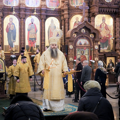 Глава Нижегородской митрополии совершил Божественную литургию в Александро-Невском кафедральном соборе Нижнего Новгорода
