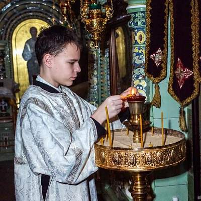 В праздник Сретения Господня епископ Городецкий и Ветлужский Августин совершил Божественную литургию в Феодоровском кафедральном соборе Городца