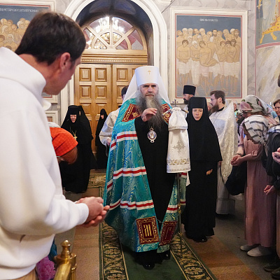 Митрополит Георгий совершил богослужения в Свято-Троицком Серафимо-Дивеевском монастыре