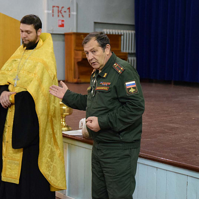 Помощник благочинного Воскресенского округа Нижегородской епархии совершил молебен в областном призывном пункте