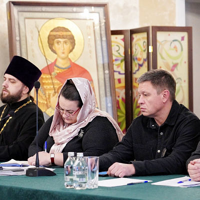 Митрополит Георгий провел совещание по вопросам благоустройства и реставрации арзамасских храмов