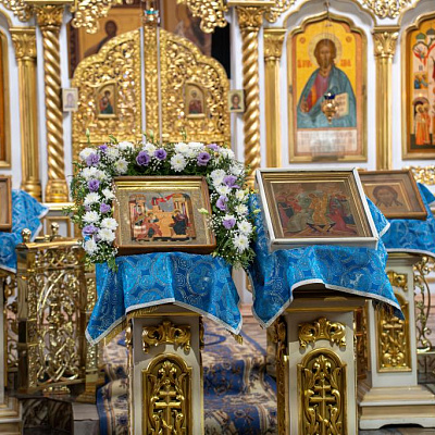 В канун праздника Благовещения Пресвятой Богородицы епископ Городецкий и Ветлужский Парамон совершил Всенощное бдение в Городецком кафедральном соборе Покрова Пресвятой Богородицы