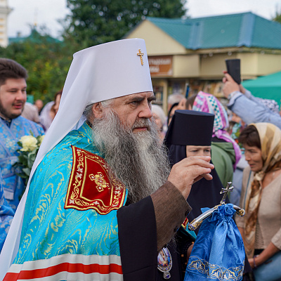 В день празднования иконы Божией Матери «Умиление» митрополит Георгий совершил Божественную литургию в Дивеевском монастыре