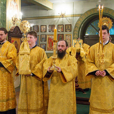 В день памяти великомученика Артемия Антиохийского епископ Городецкий и Ветлужский Парамон совершил Божественную литургию в Городецком Феодоровском мужском монастыре