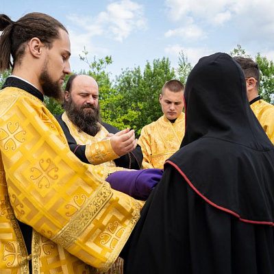 В Неделю 5-ю по Пасхе епископ Городецкий и Ветлужский Парамон совершил Божественную литургию в храме иконы Божией Матери «Всем скорбящим Радость» с. Сёмино
