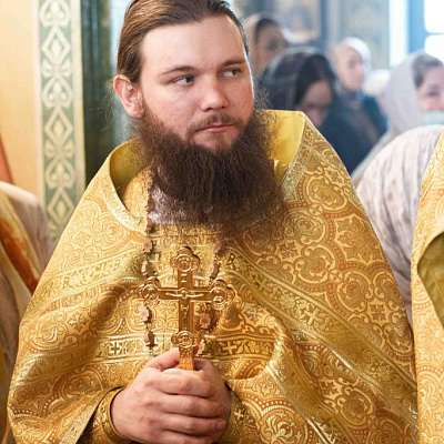 В Неделю сыропустную епископ Городецкий и Ветлужский Августин совершил Божественную литургию в Феодоровском кафедральном  соборе Городца